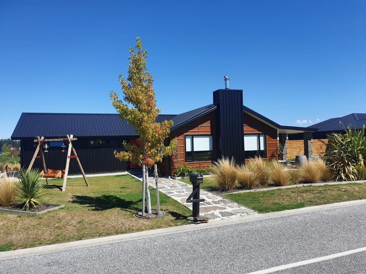 Hawea Heaven: Superking Beds + Hot Tub + Mountain Vila Wanaka Exterior foto